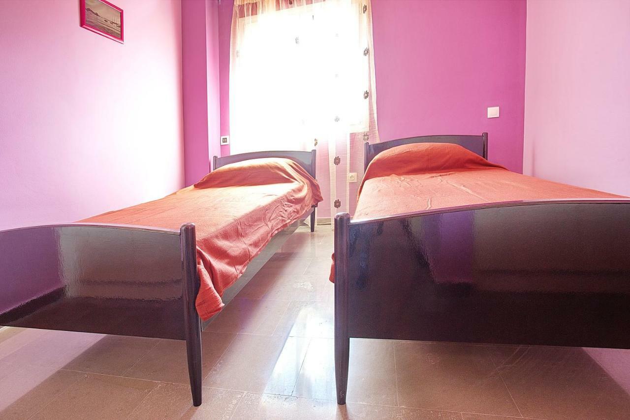 Darmani Spyros Apartments Mantouki Exteriör bild